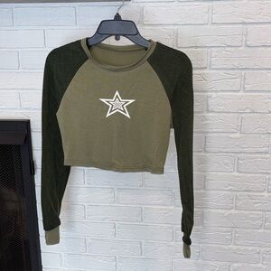 Juniors X-Small Army Green Star Crop Top with Long Sleeves